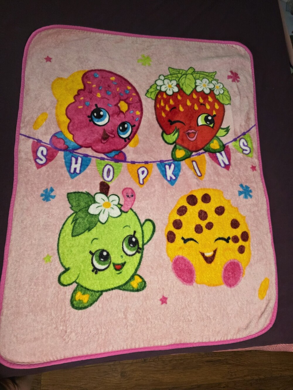 Shopkins Plush Throw Blanket